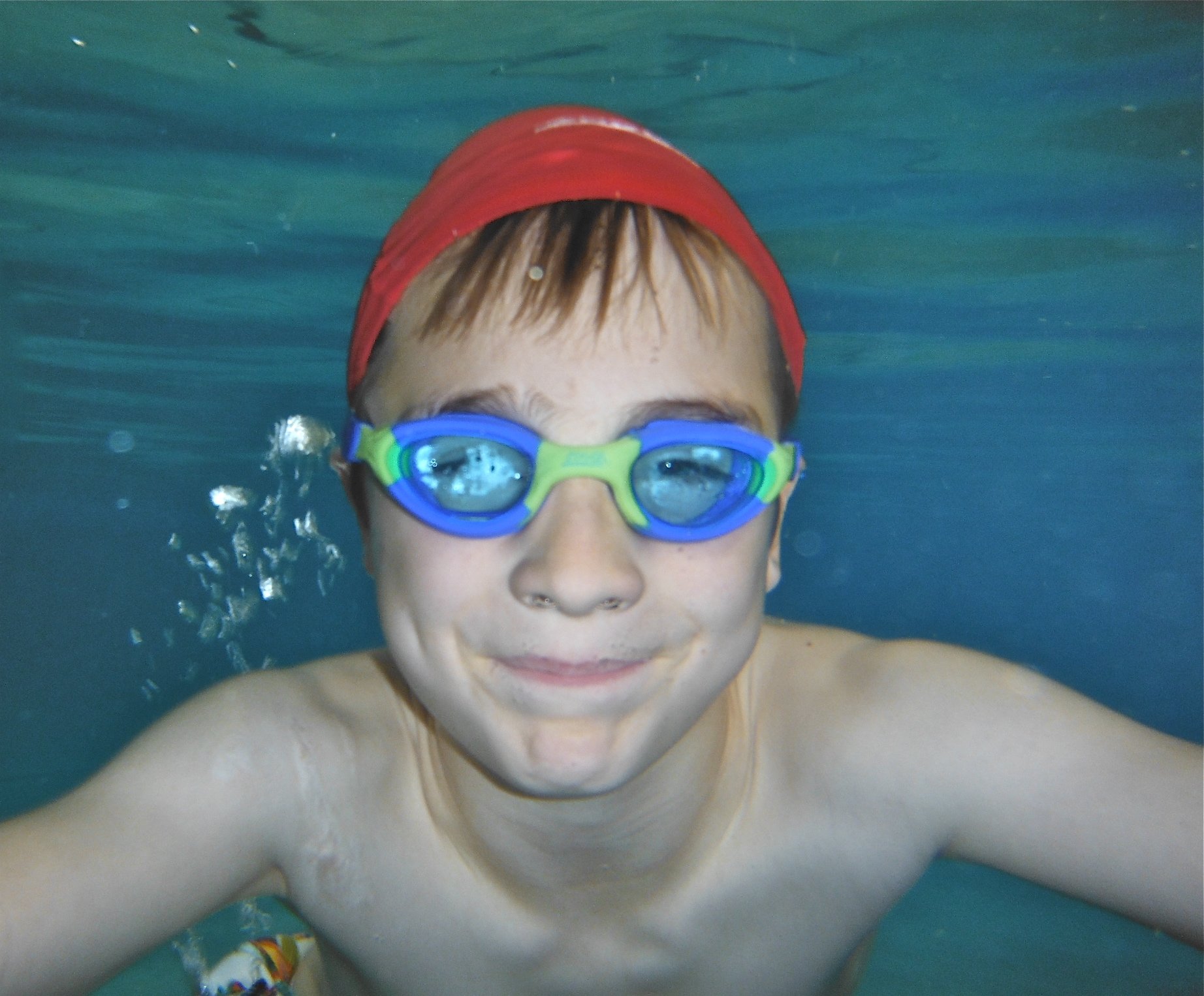 Kids swim cap and goggles sale