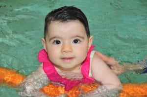 Baby swimming lessons benefits developments of babies